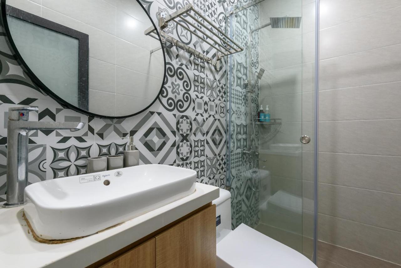 Cozrum Homes - Graceful Corner Ho Chi Minh City Exterior photo